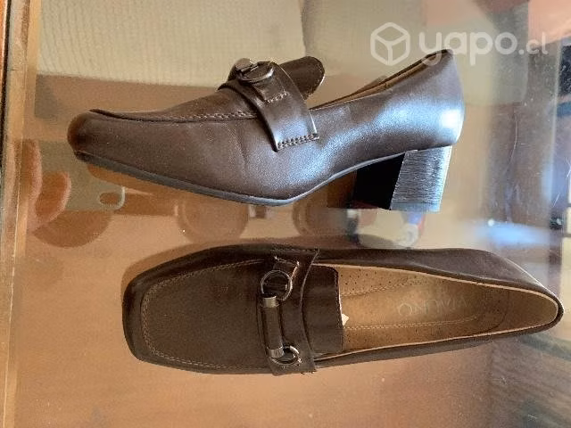 Zapato café oscuro sin uso talla 36 Vía Uno - Imagen 2