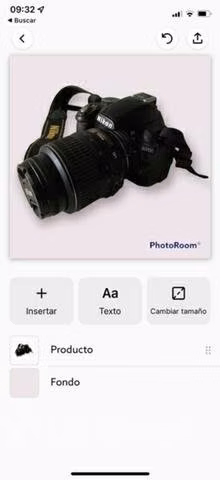 Nikon D3100 con lente 18-55mm