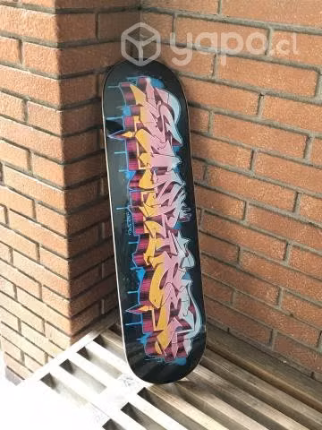 Tabla Graffiti 8.25 + lija negra