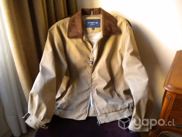 Casaca De Tela . Color Beige . Talla M