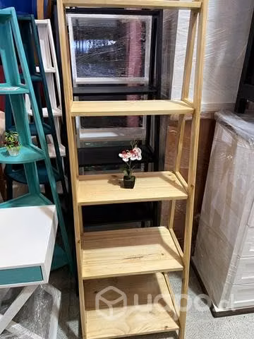 Mueble de madera