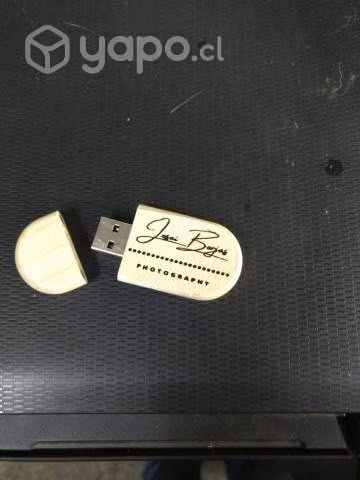 Pendrive de madera grabable ovalados y rectangular
