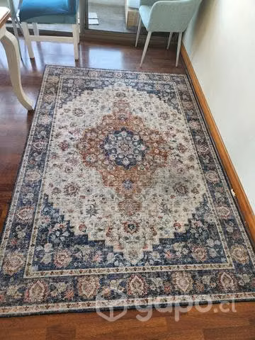 Alfombra casi nueva