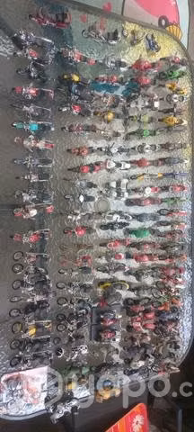 Motos de colección 1:18 y otros.