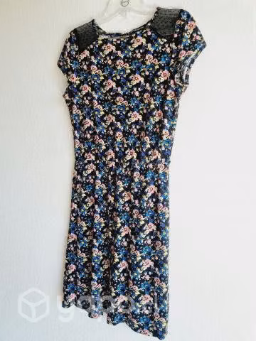Vestido Warehouse, negro flores/encaje.S elasti - Imagen 3