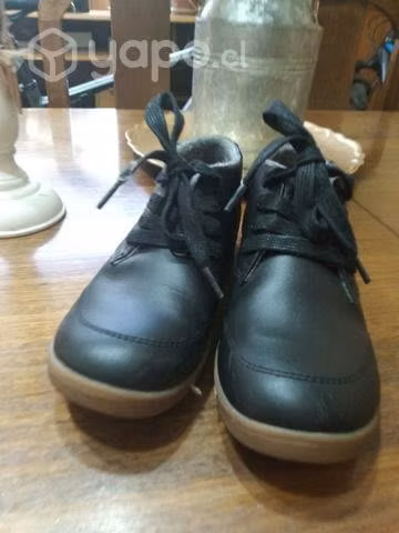 Zapatos escolar