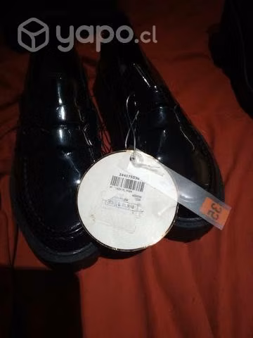 Zapato nuevo de mujer