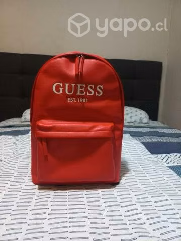 Mochila marca guess