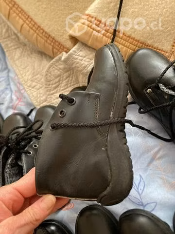 Zapatos escolares