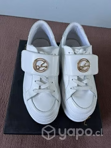 Zapatillas Marca Exótica n38 - Imagen 3