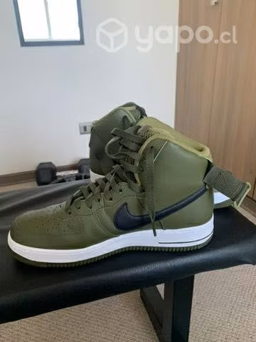 Nike Air Force 1 High 07 Talle 43 (9.5USA)