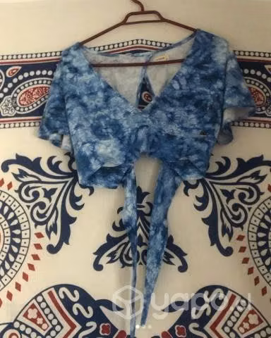 Top umbrale azul