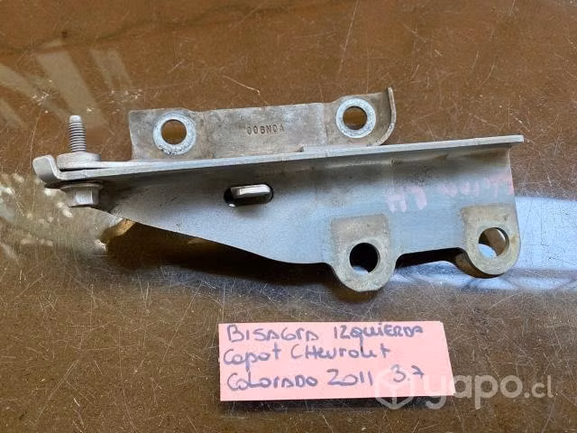 Bisagra izquierda capot Chevrolet Colorado 2011