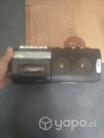 Cassettes originales y radio SONY impecables