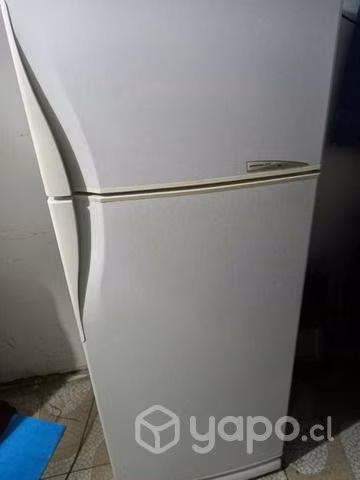 Refrigerador Fensa funcionando