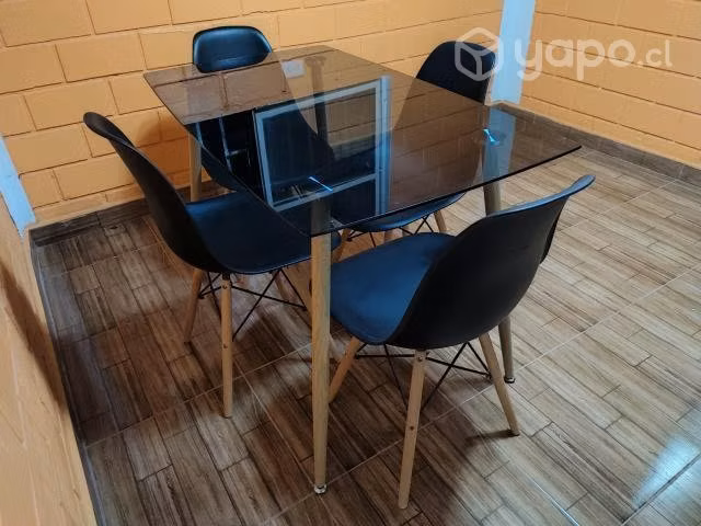 Comedor vintage impecable