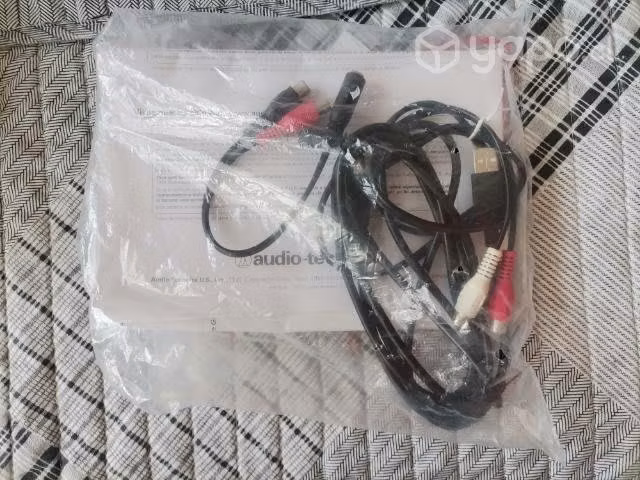 Tocadiscos Audio-Technica LP60