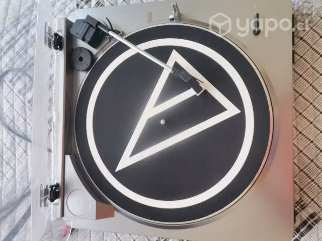 Tocadiscos Audio-Technica LP60