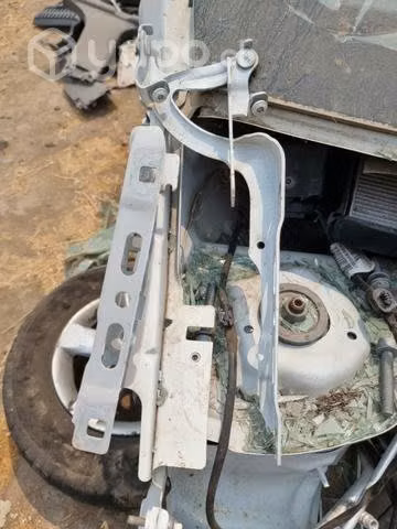 Par bisagras de capot peugeot 208 año 2013-2017