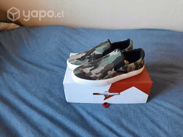 Zapatillas Soviet con diseño camuflado