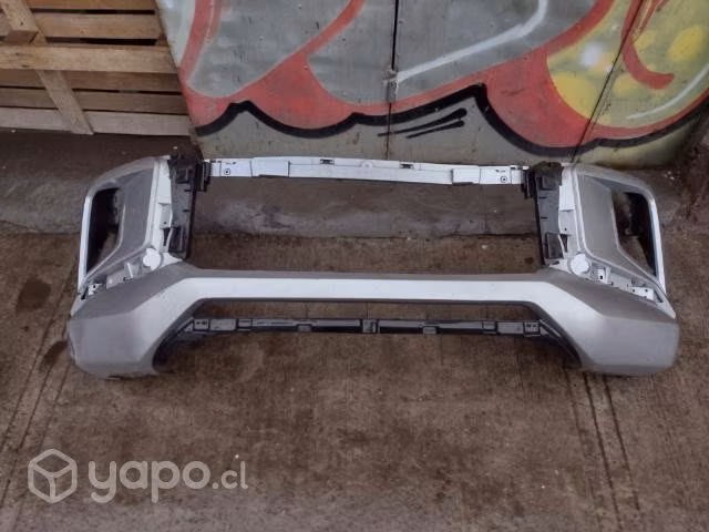 Parachoque del Mitsubishi l