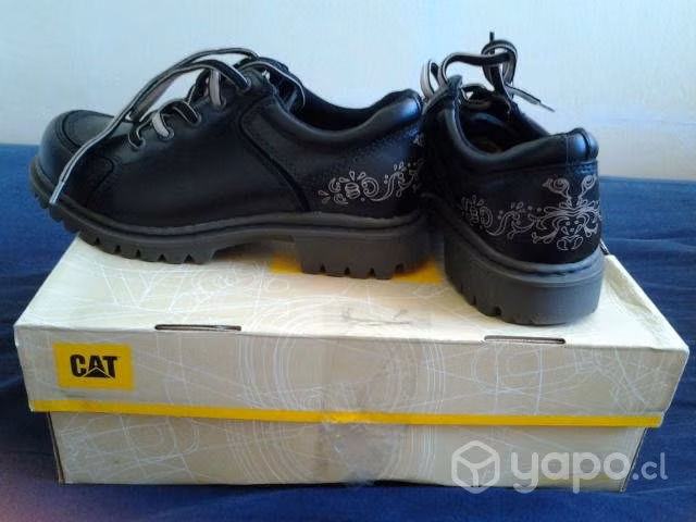 Zapatos caterpillar n° 37 nuevos