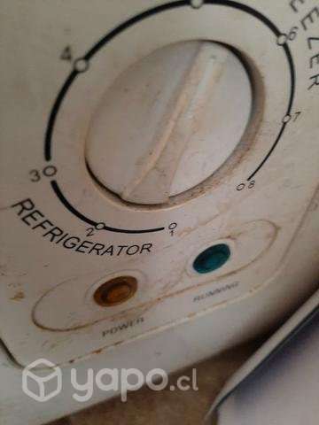 Congelador refrigerador funcionando impecable - Imagen 3