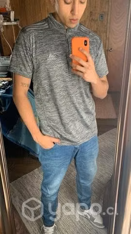 Camisas y poleras de entrenamiento