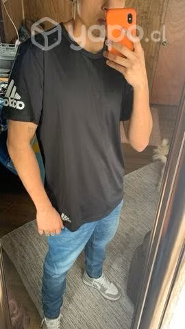 Camisas y poleras de entrenamiento