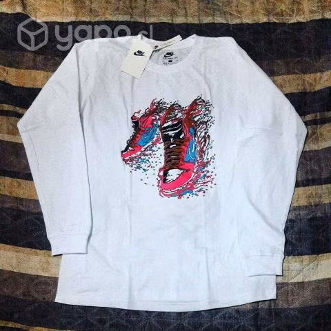 Poleras NIKE y LACOSTE