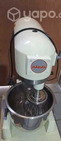 Batidora Meigas 10 litros ( PRECIO CONVERSABLE)