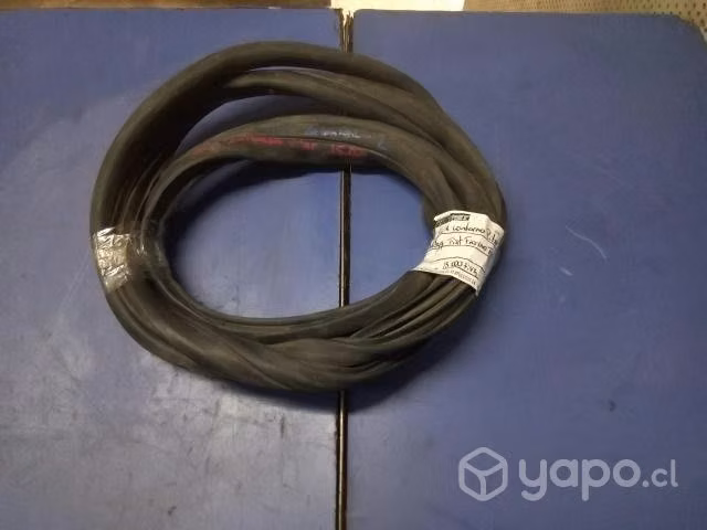 Goma contorno pilar delantero izquierdo Fiat Fiori
