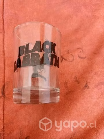 Vaso del grupo Black Sabbath