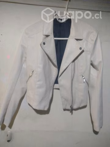 Ropa nueva y semi nueva