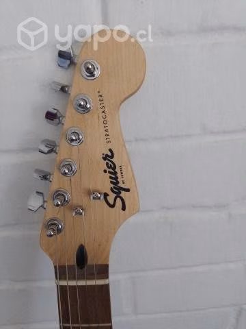 Guitarra electrica turquesa Fender + amplificador