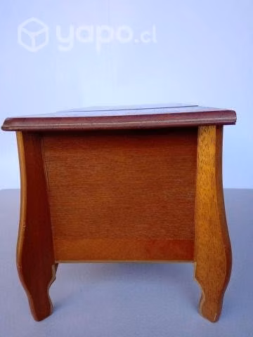 Fina Caja Musical y Joyero Marca Sankyo Japón