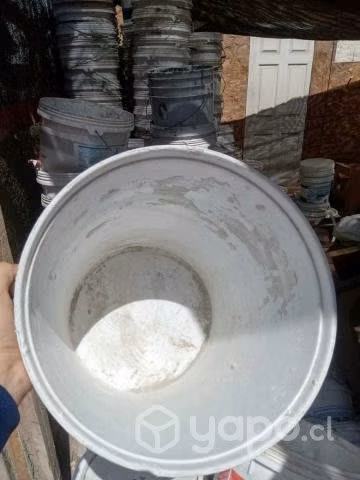 Se regalan Tinenas de Pintura para RECICLAJE - Imagen 4