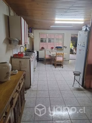 Terreno agrícola con casa grande y cómoda
