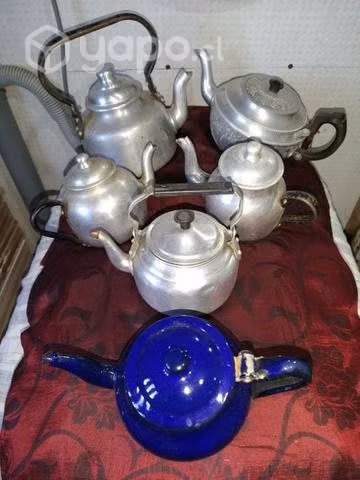Antiguas reliquias enlozadas de la abuela.vintage