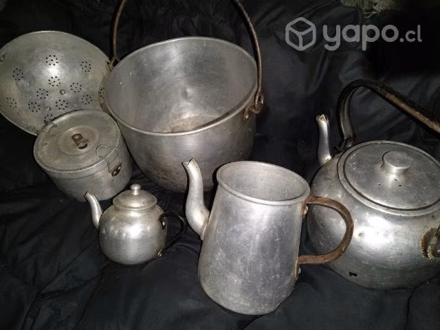 Antiguas reliquias enlozadas de la abuela.vintage