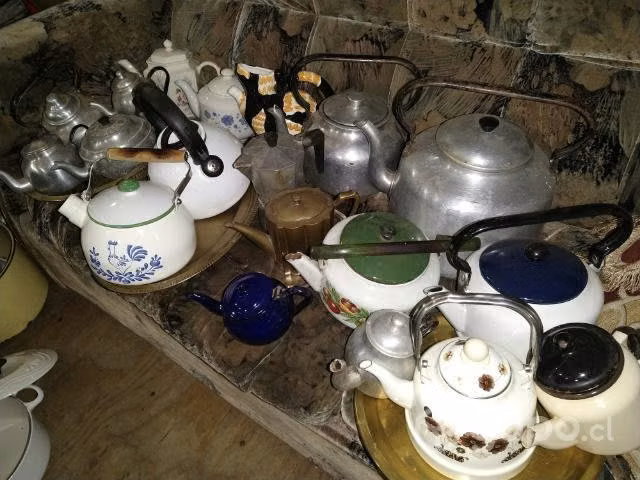 Antiguas reliquias enlozadas de la abuela.vintage