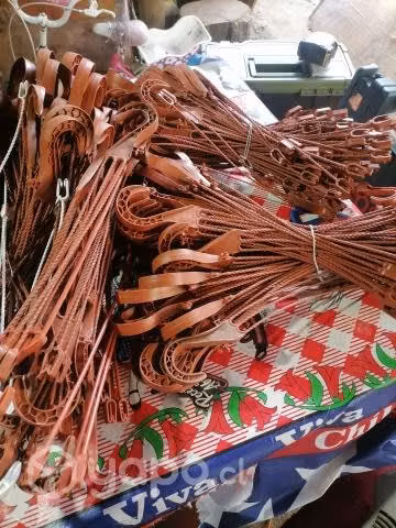 Colgantes plasticos
