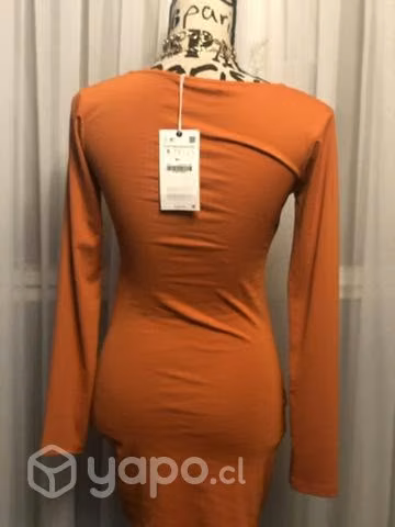 Hermoso vestido marca Zara talla s - Imagen 4