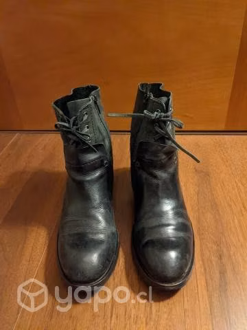 Botines Pollini 100% cuero usados