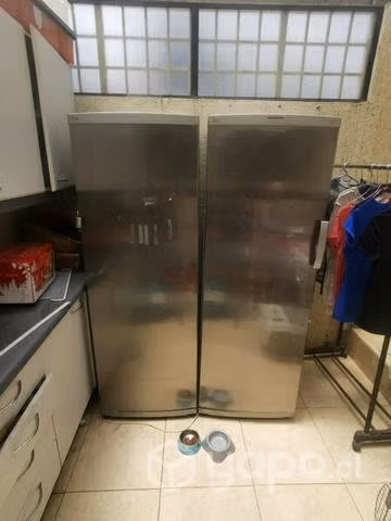 Refrigerador y congelador vertical teka