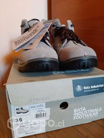 Zapatos de seguridad Bata Industrials NUEVOS - Imagen 2