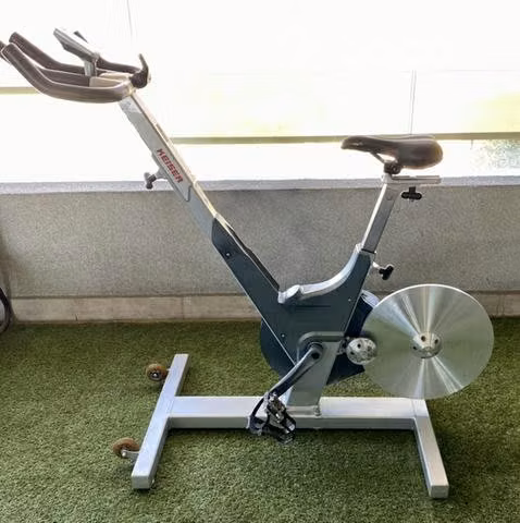 Bicicleta de Spinning KEISER