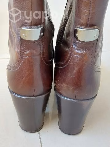 Botín de Cuero