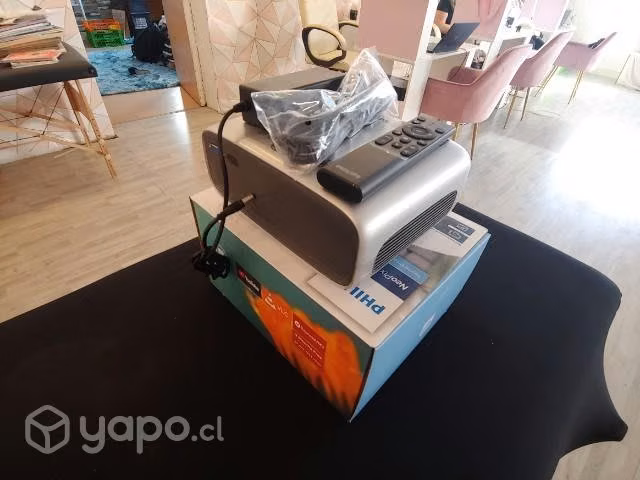 Proyector Philips NEOPIX ULTRA 2 HD 65"