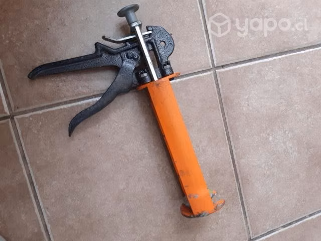 Pistola calafatera